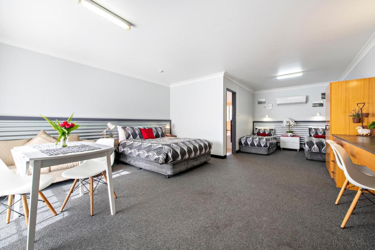 Comfort Inn Shearing Shed Ντούμπο Εξωτερικό φωτογραφία