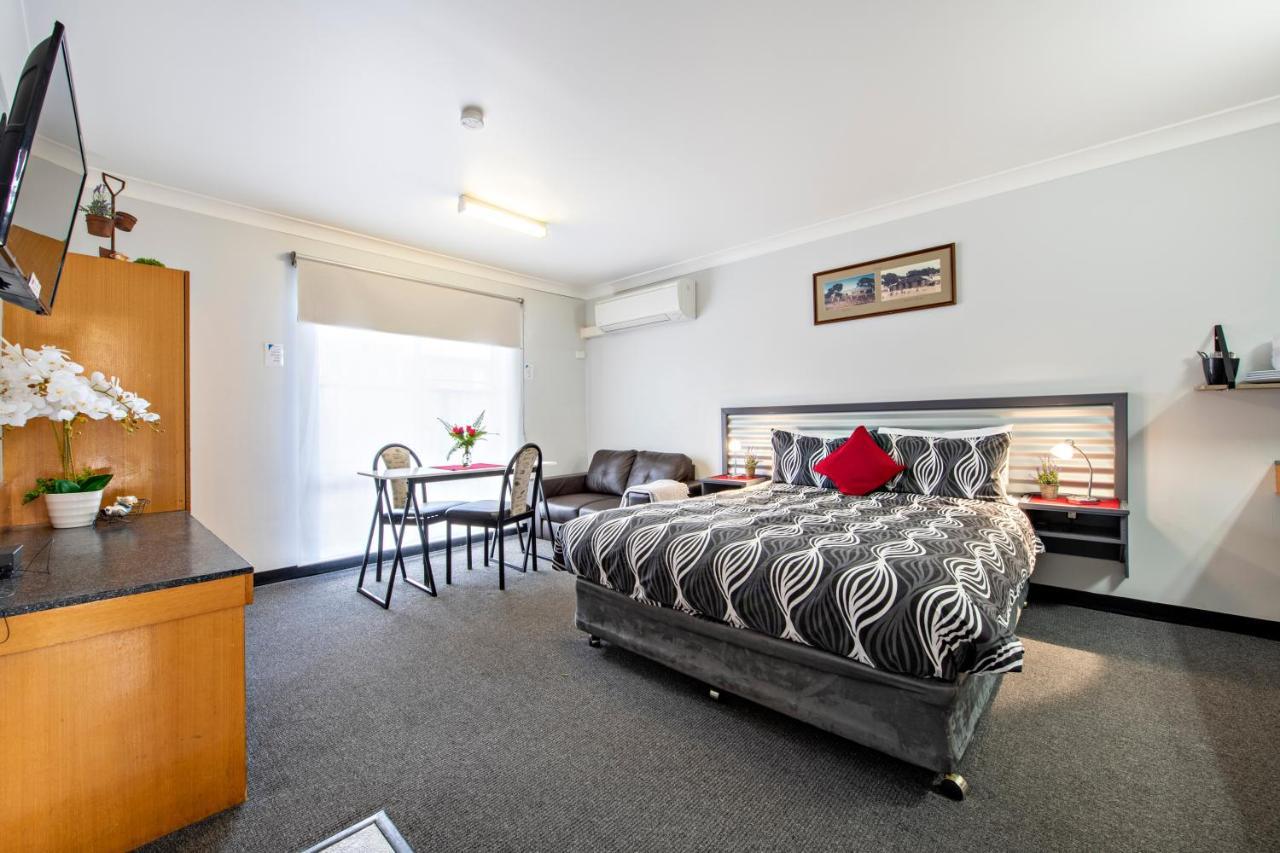 Comfort Inn Shearing Shed Ντούμπο Εξωτερικό φωτογραφία