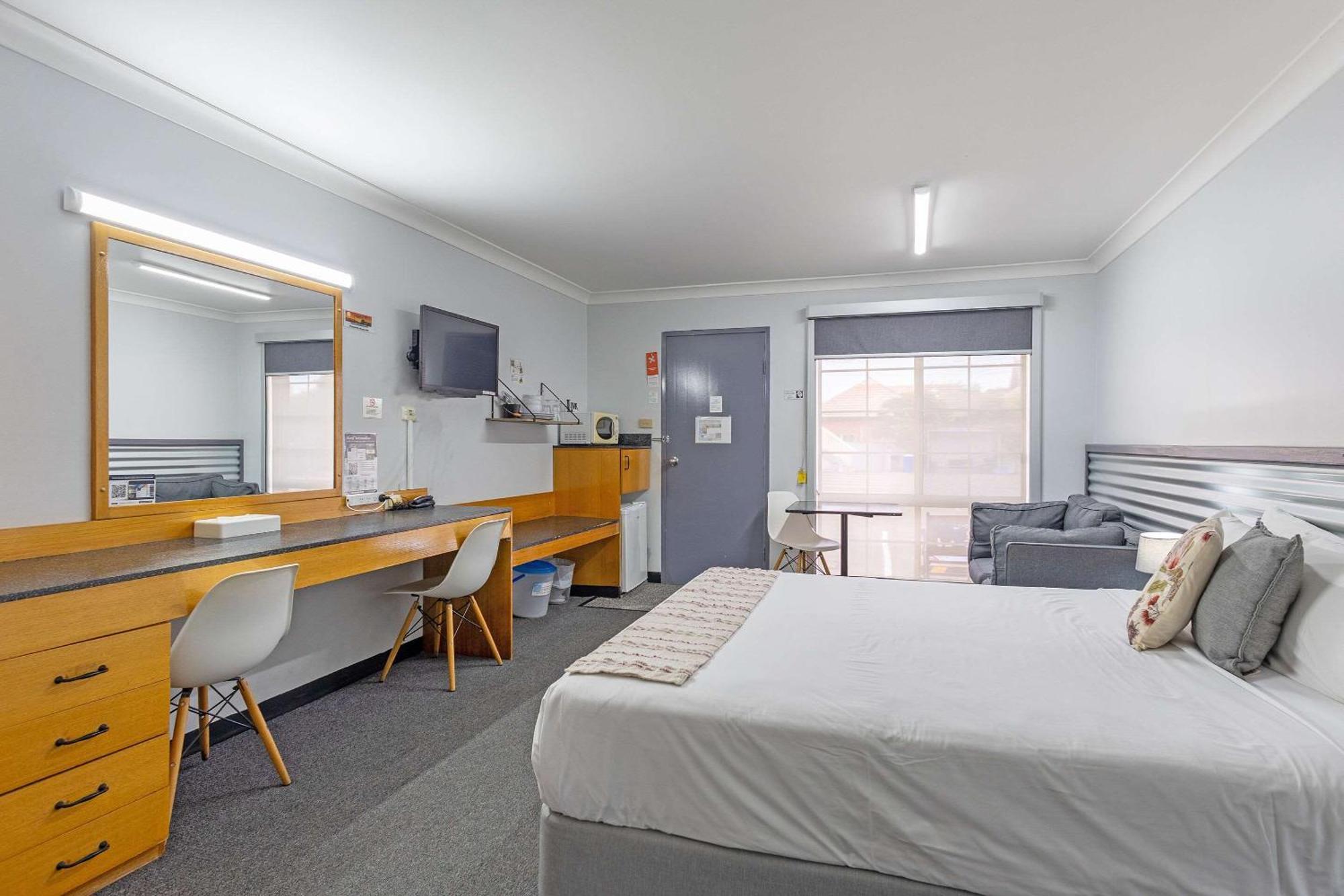 Comfort Inn Shearing Shed Ντούμπο Εξωτερικό φωτογραφία