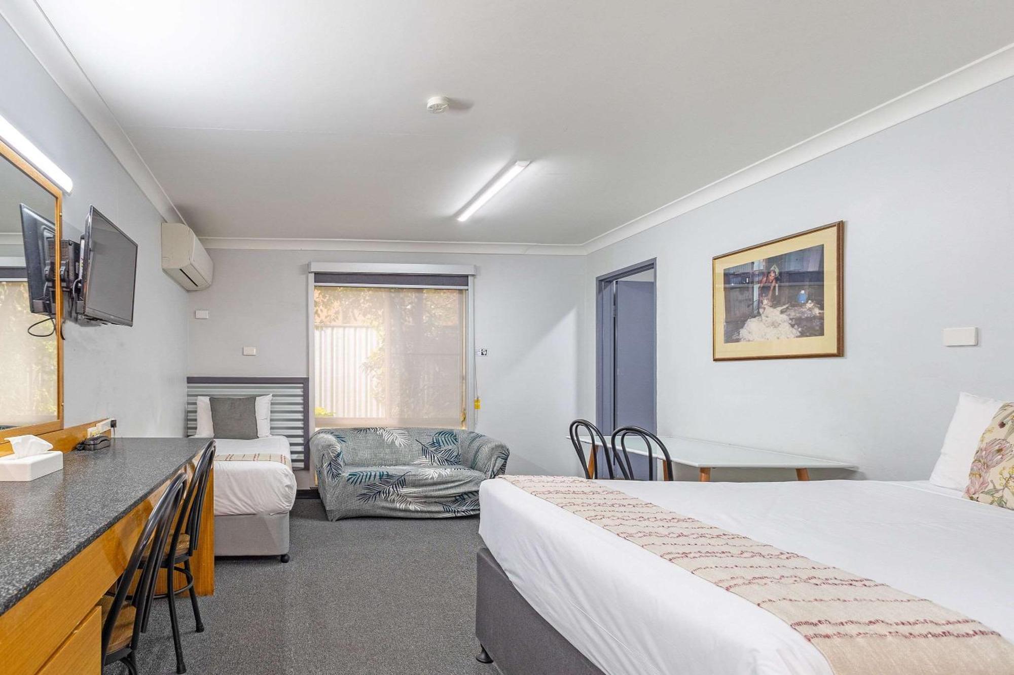 Comfort Inn Shearing Shed Ντούμπο Εξωτερικό φωτογραφία