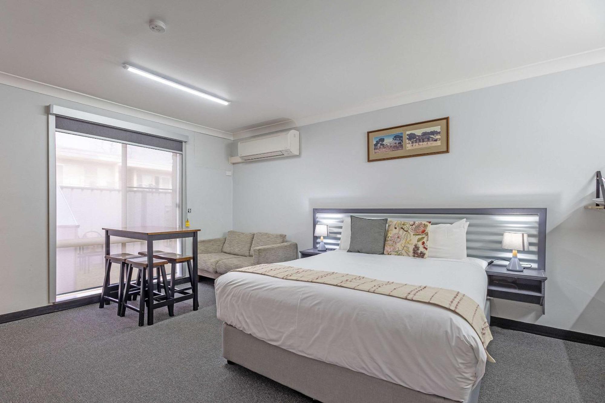 Comfort Inn Shearing Shed Ντούμπο Εξωτερικό φωτογραφία