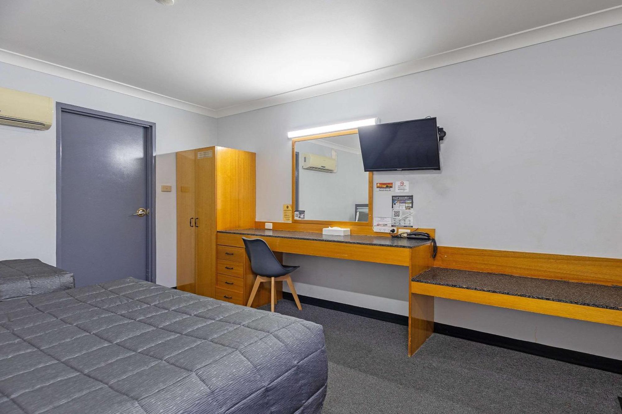 Comfort Inn Shearing Shed Ντούμπο Εξωτερικό φωτογραφία