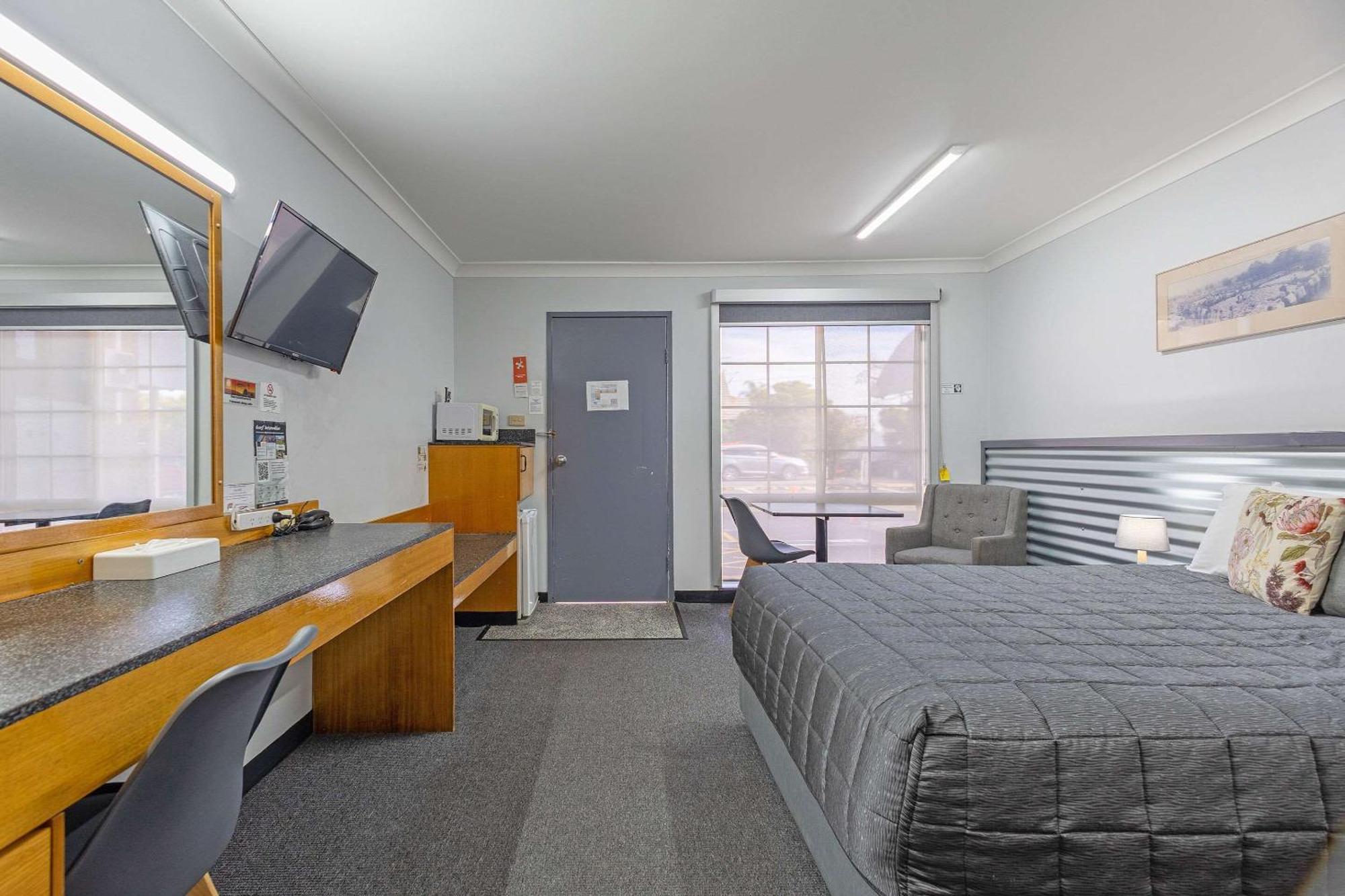 Comfort Inn Shearing Shed Ντούμπο Εξωτερικό φωτογραφία